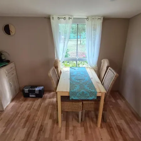 Pod Debami Cicha Gora